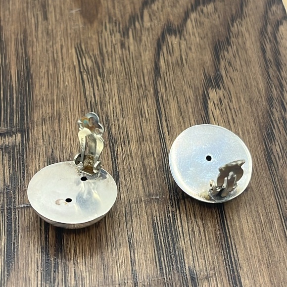 Polished Sterling Silver Button Earrings Clip on Etched in Black Halloween - Picture 9 of 11